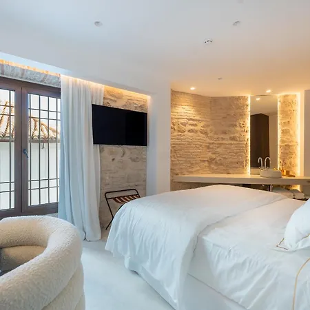 P Santa Clara Boutique By Sojo *