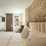 P Santa Clara Boutique By Sojo *