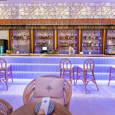 P Santa Clara Boutique By Sojo *