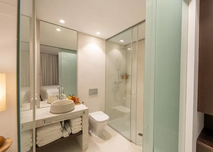 P Santa Clara Boutique By Sojo *