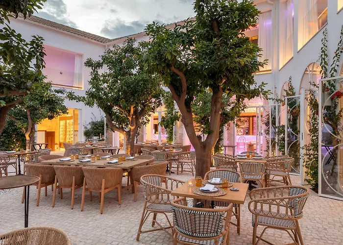 P Santa Clara Boutique By Sojo *