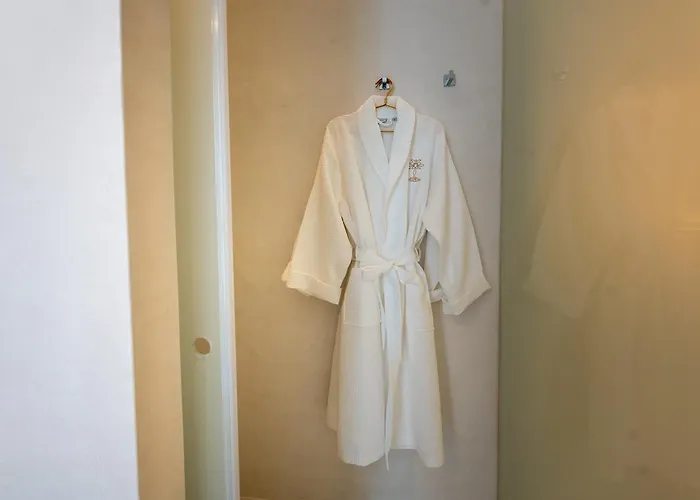 P Santa Clara Boutique By Sojo