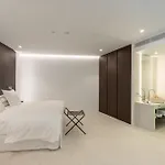 P Santa Clara Boutique By Sojo