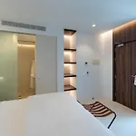 P Santa Clara Boutique By Sojo * Córdova